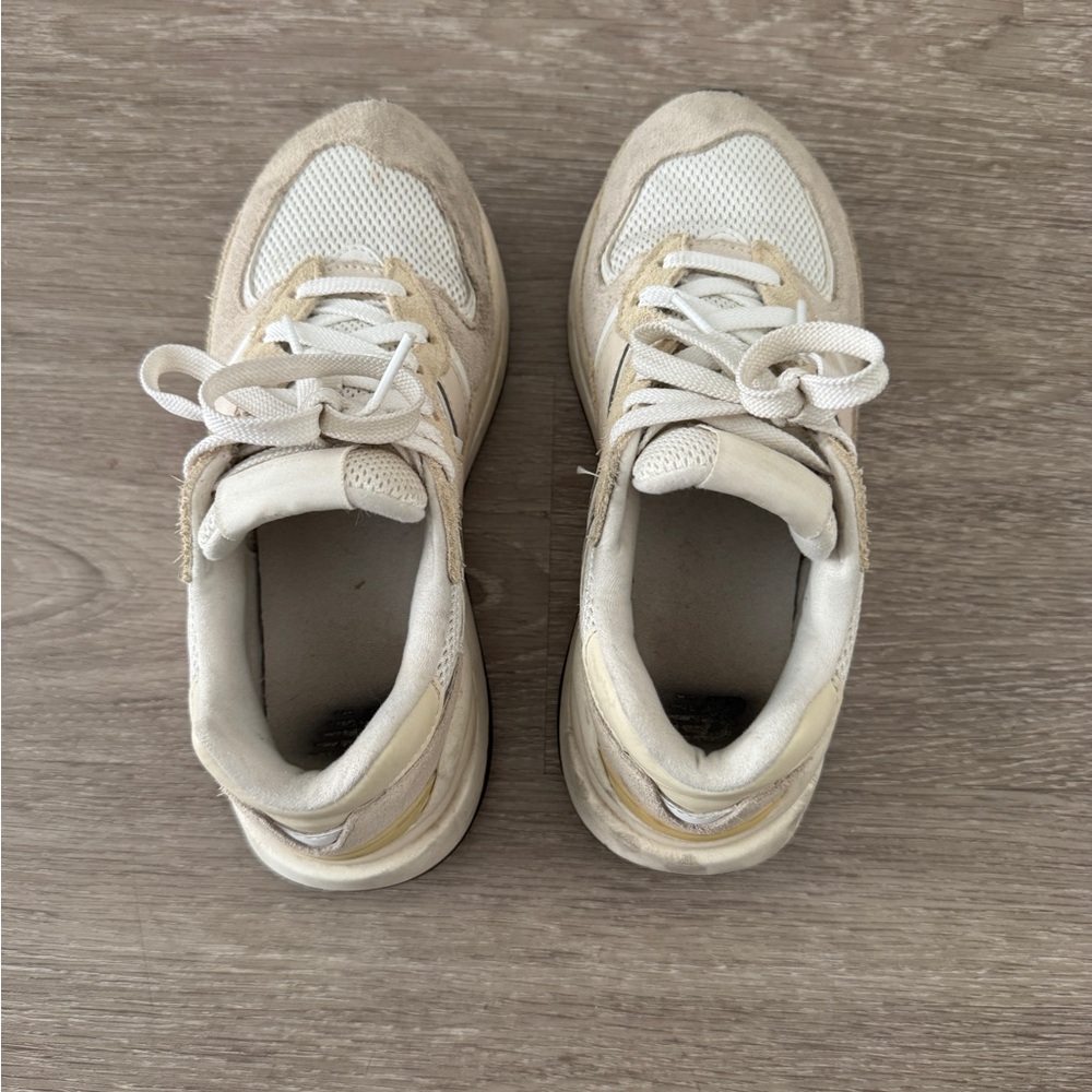 New Balance 57/40 Sea Salt Sneakers Women’s 6.5 - Picture 2 of 8